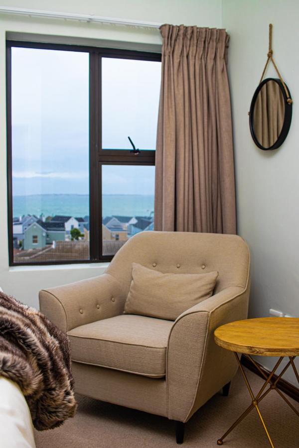 Apartment Waves Edge Cp3 *